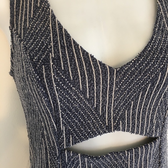 PM Editor Pick! ⭐️ Huge Sale!! Navy Cutout dress - Picture 7 of 8